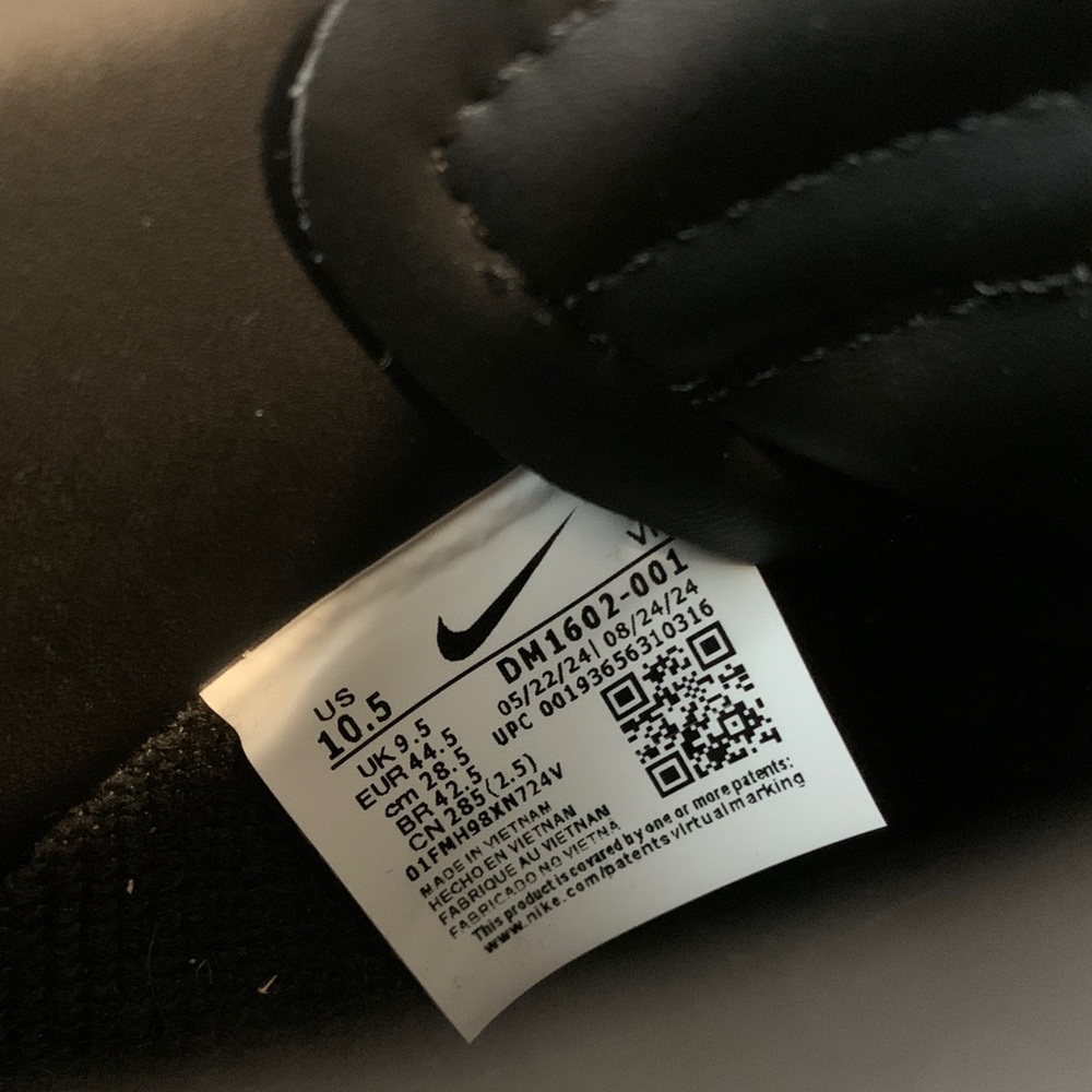 Off-White Nike Dunks - image 5